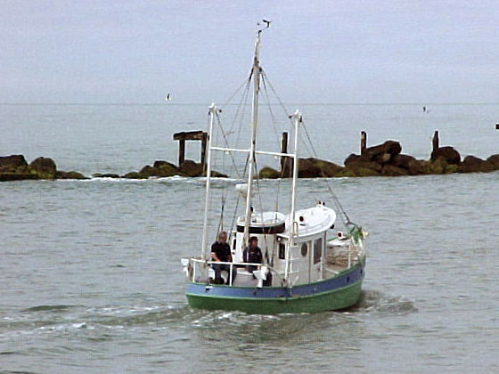 011001-04-1.jpg