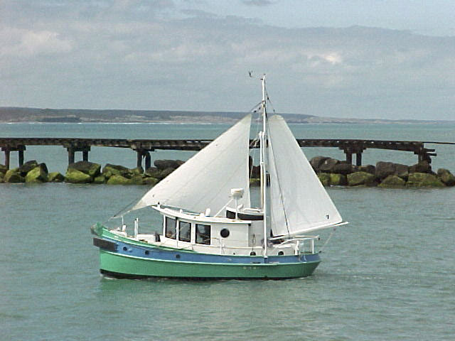 011001-sails-1.jpg